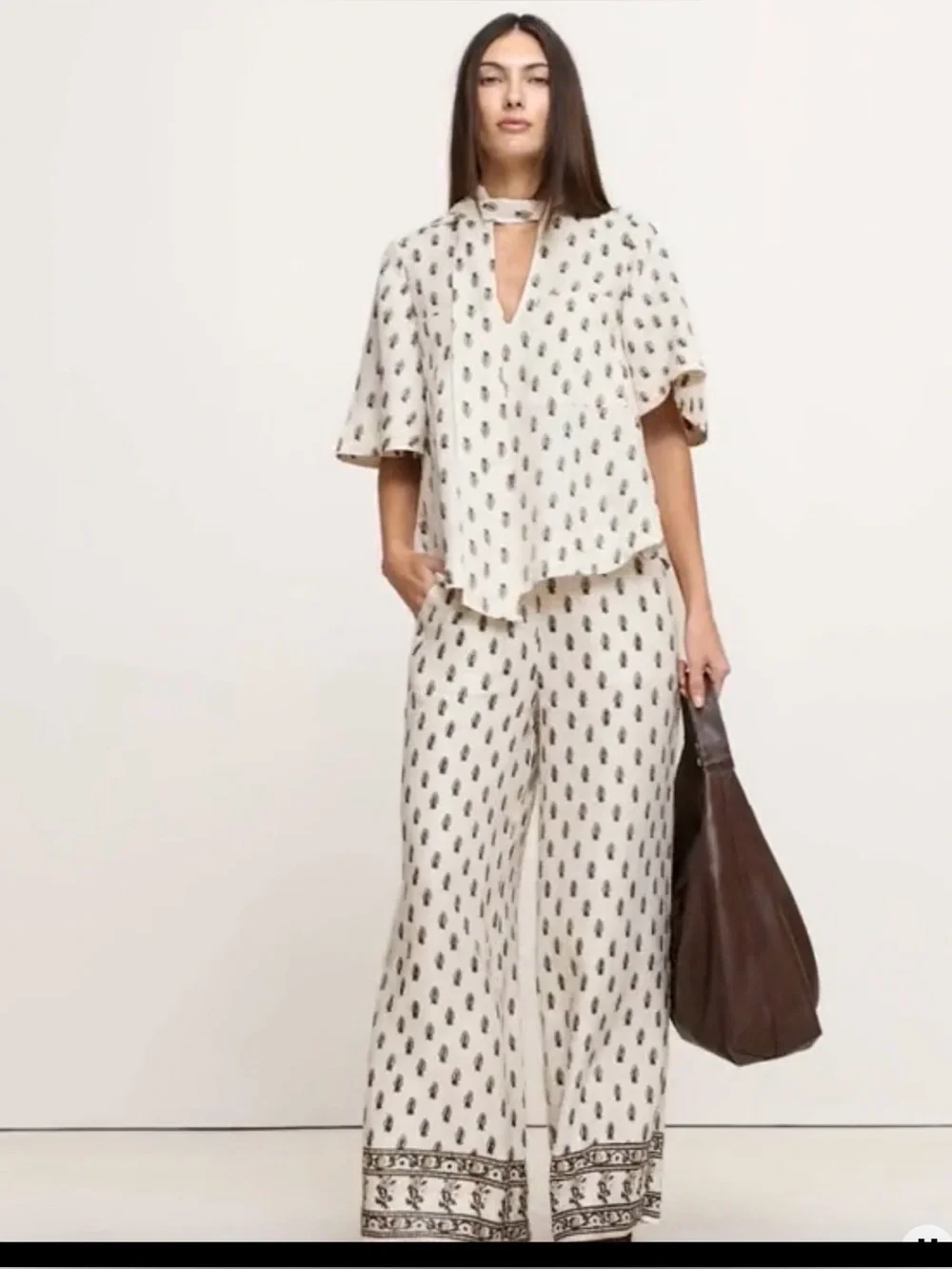 Banana Republic Wide-Leg Viscose Linen Pull-On Pants- L & Tie-Neck‎ Top Size M